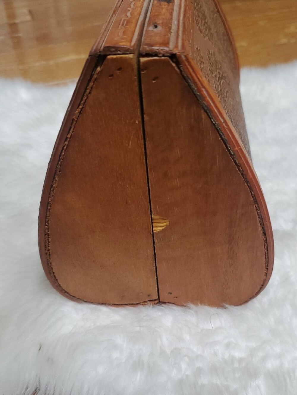 Vintage Mandala Embossed Leather Wooden Box Handcrafted Clutch with Top Handle - Picture 5 of 9
